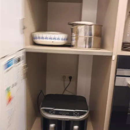 Dentist Bulent Kenir