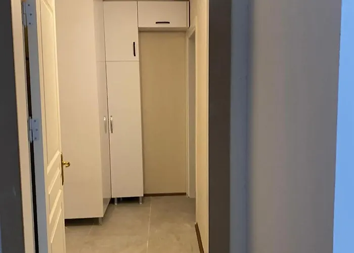 Dentist Bulent Kenir Lägenhet Kusadası